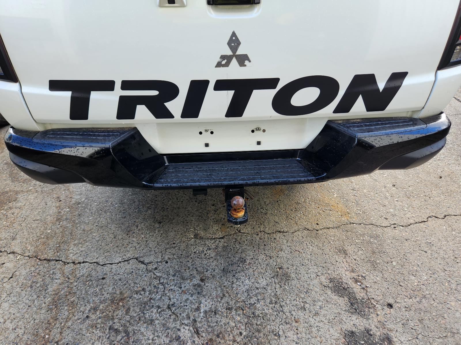 View Mitsubishi Triton 2018 4 Door Utility