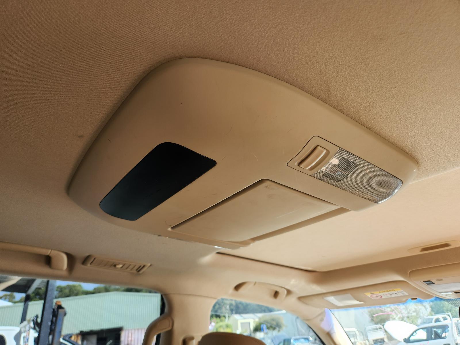 View Toyota Landcruiser 2014 4 Door Station Wagon