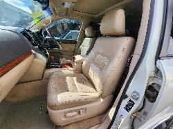 View Toyota Landcruiser 2014 4 Door Station Wagon
