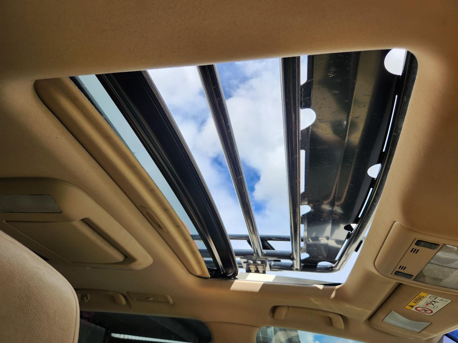 View Toyota Landcruiser 2014 4 Door Station Wagon