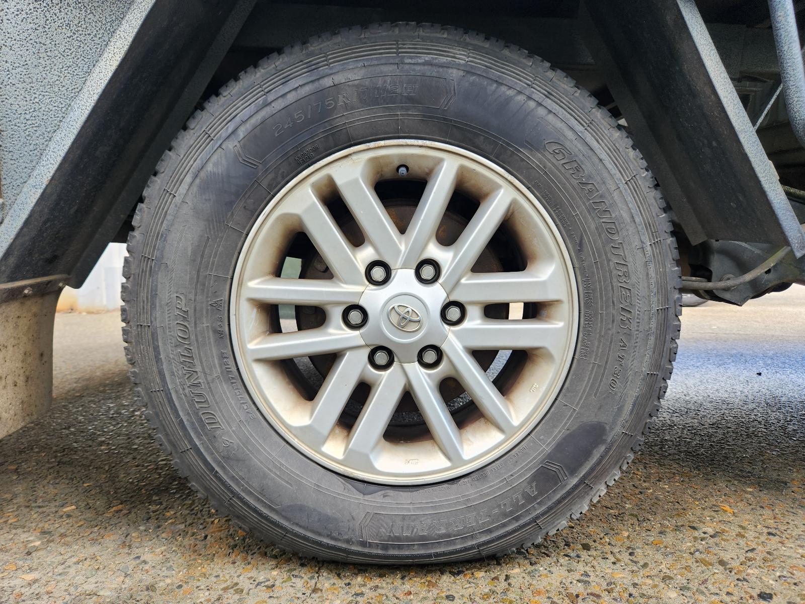 View Toyota Hilux 2014 2 Door Pickup
