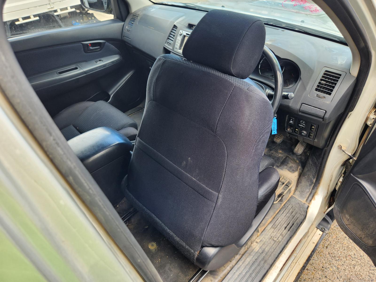 View Toyota Hilux 2014 2 Door Pickup