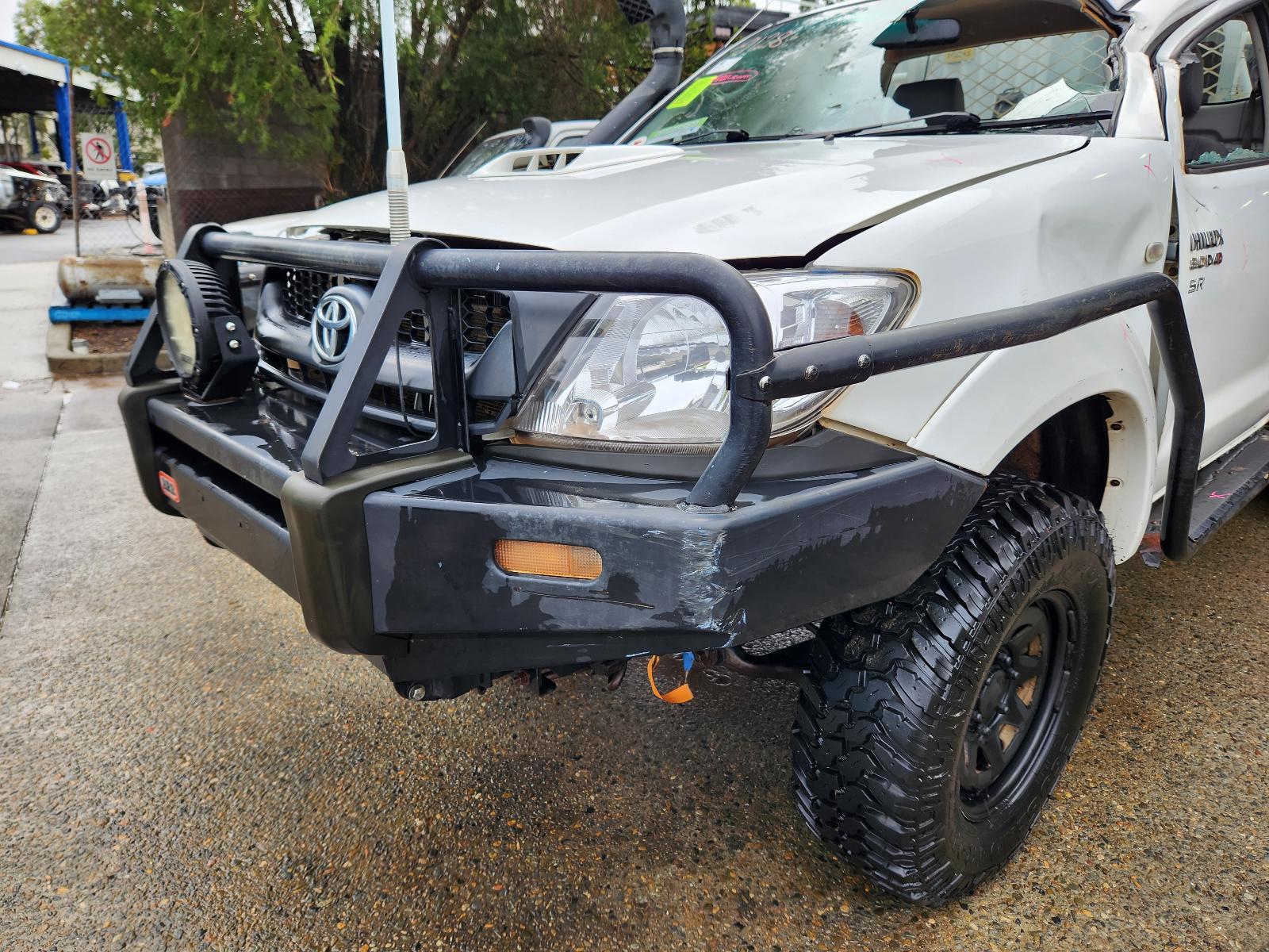 View Toyota Hilux 2011  