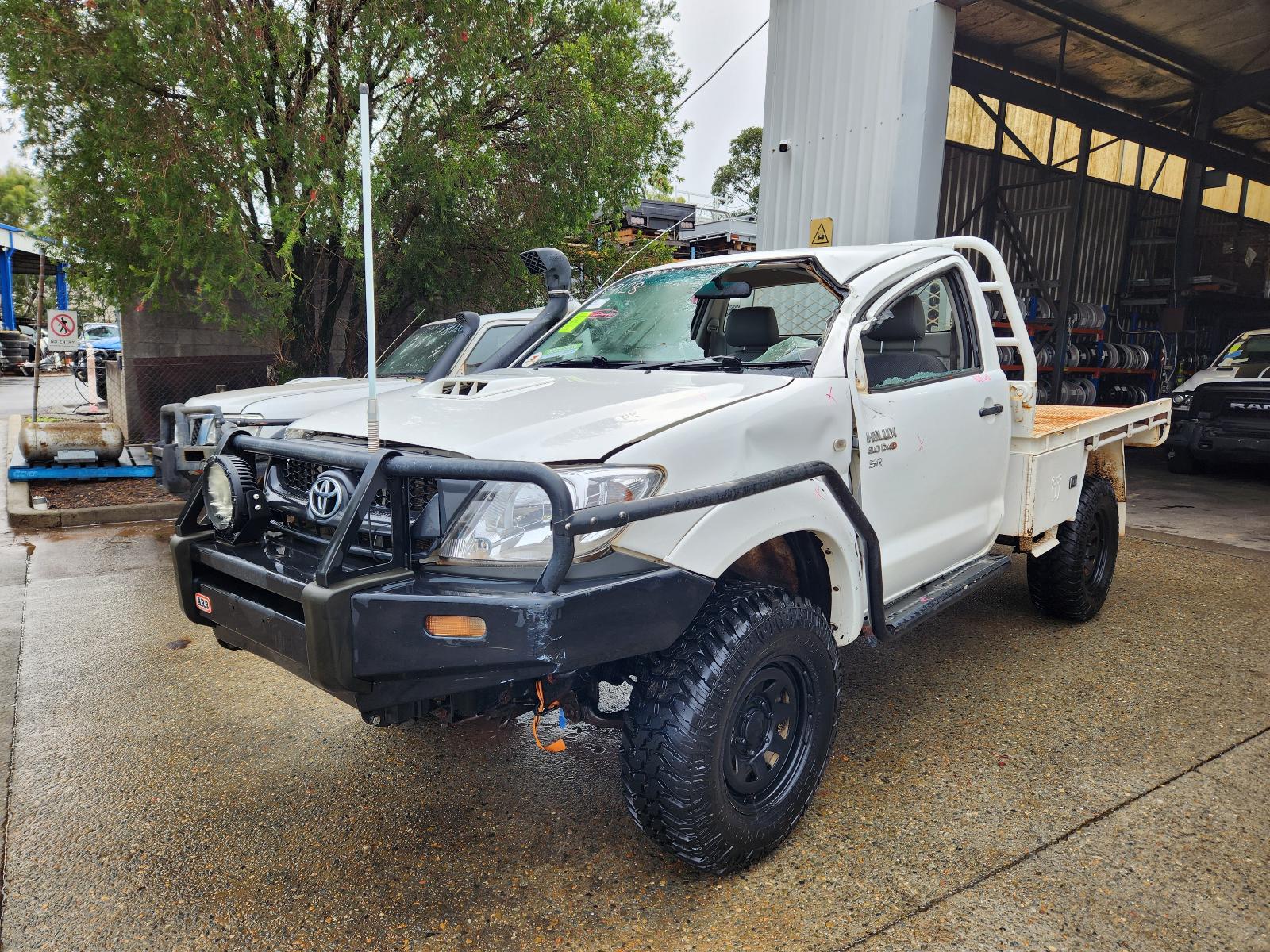 View Toyota Hilux 2011  