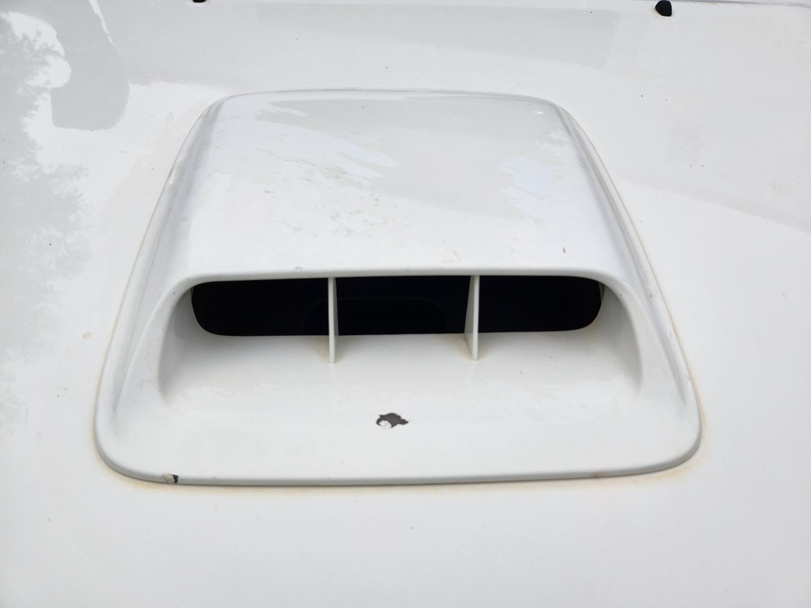 View Toyota Hilux 2011  