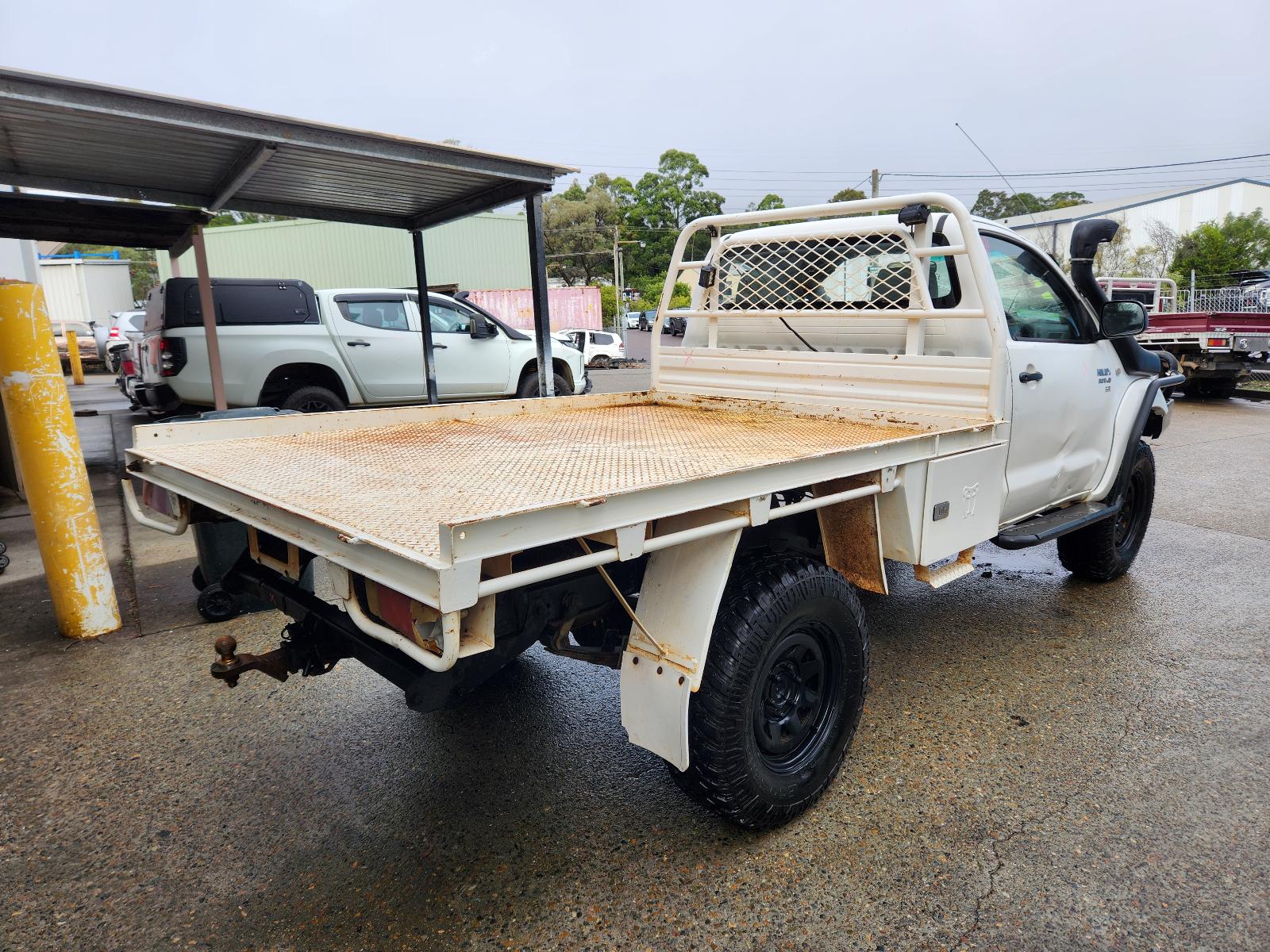 View Toyota Hilux 2011  
