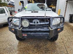 View Toyota Hilux 2011  