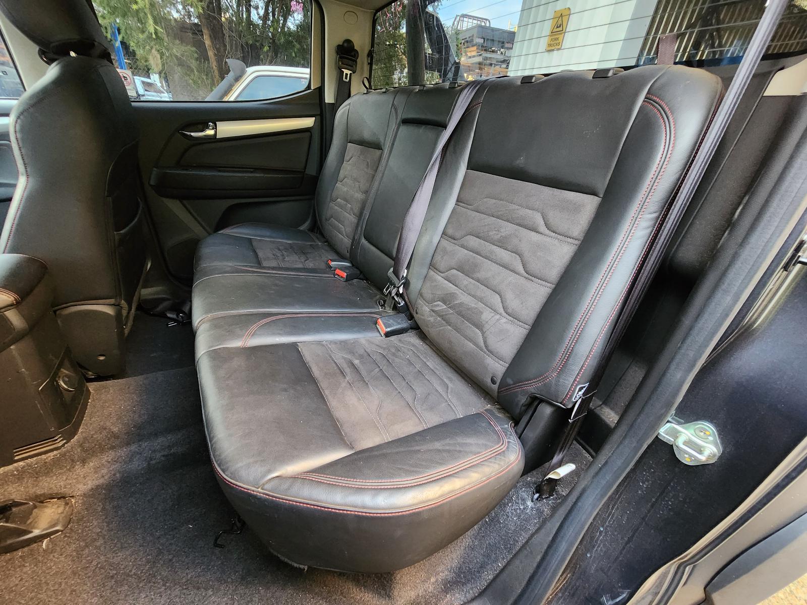 View Holden Colorado 2019  