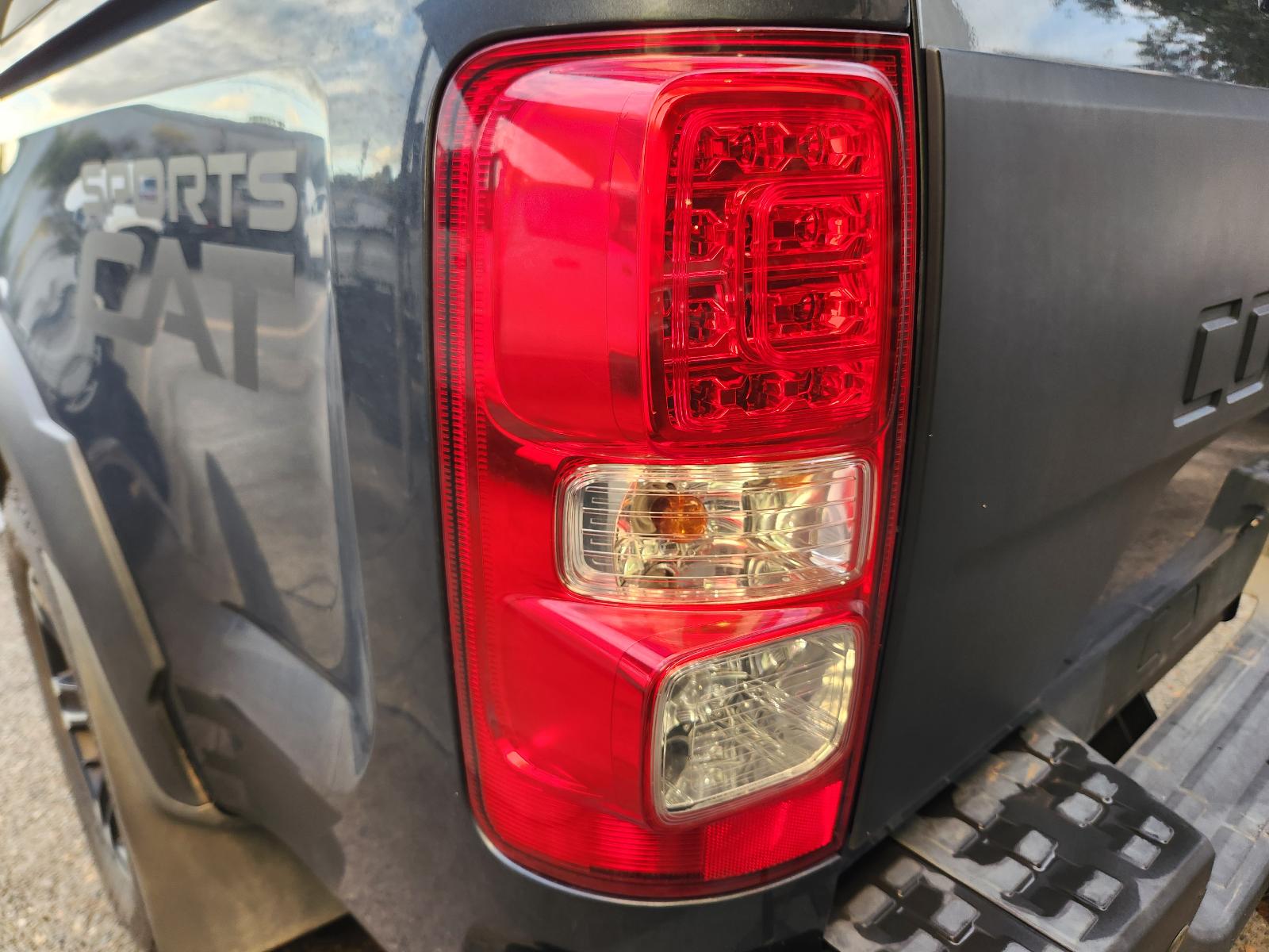 View Holden Colorado 2019  