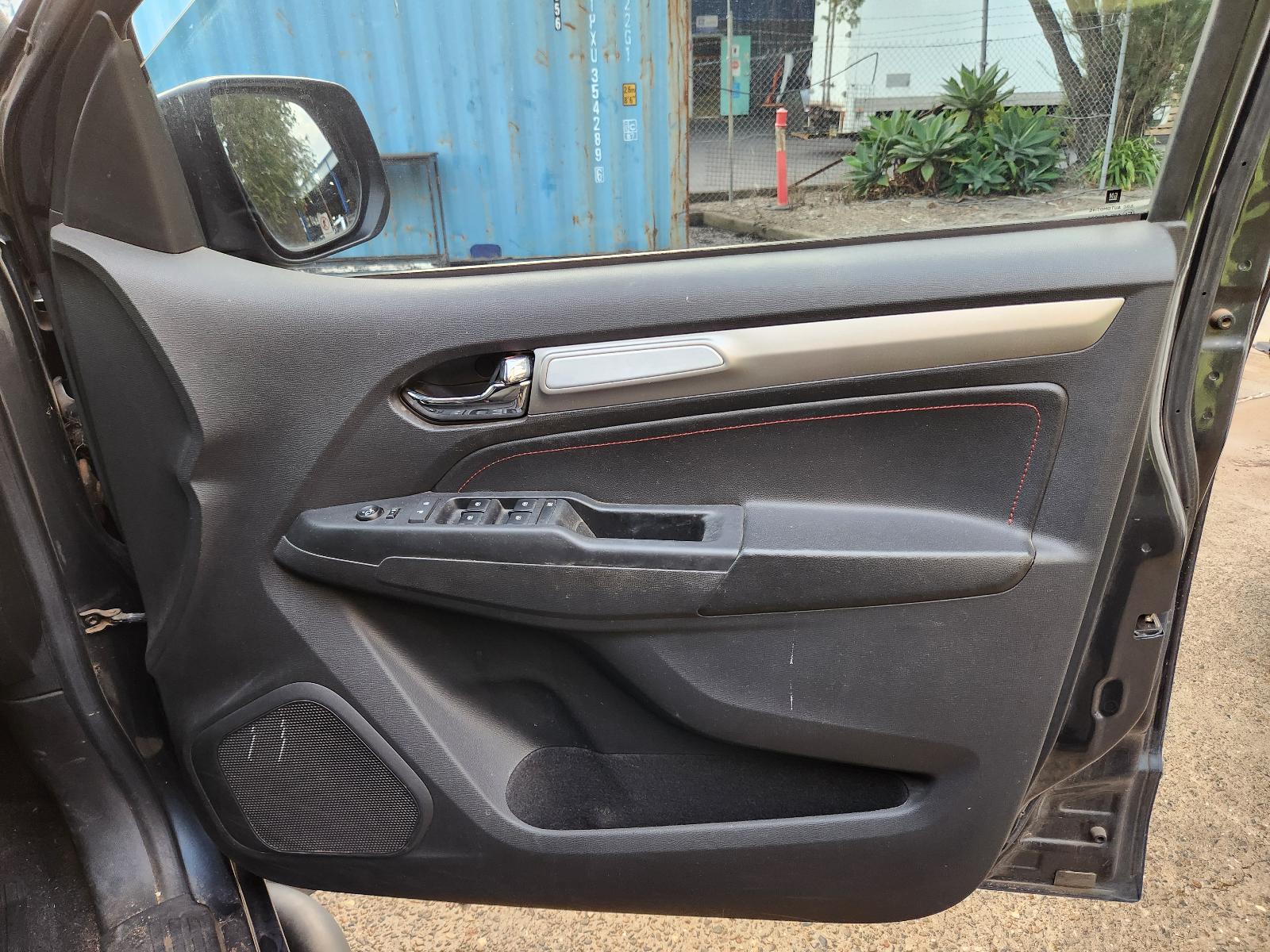 View Holden Colorado 2019  