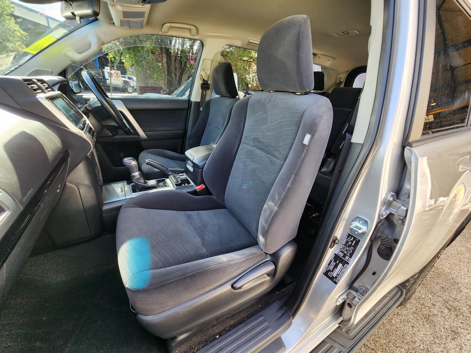 View Toyota Prado 2020  