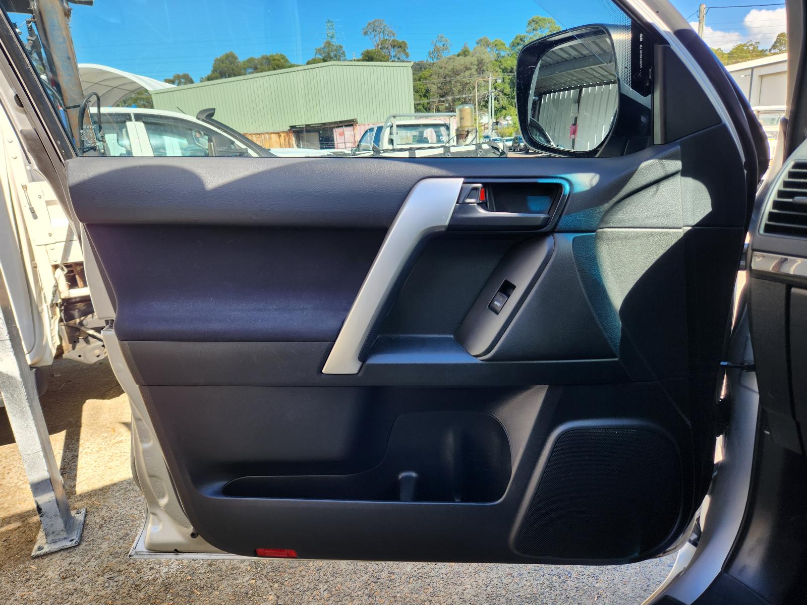 View Toyota Prado 2020  