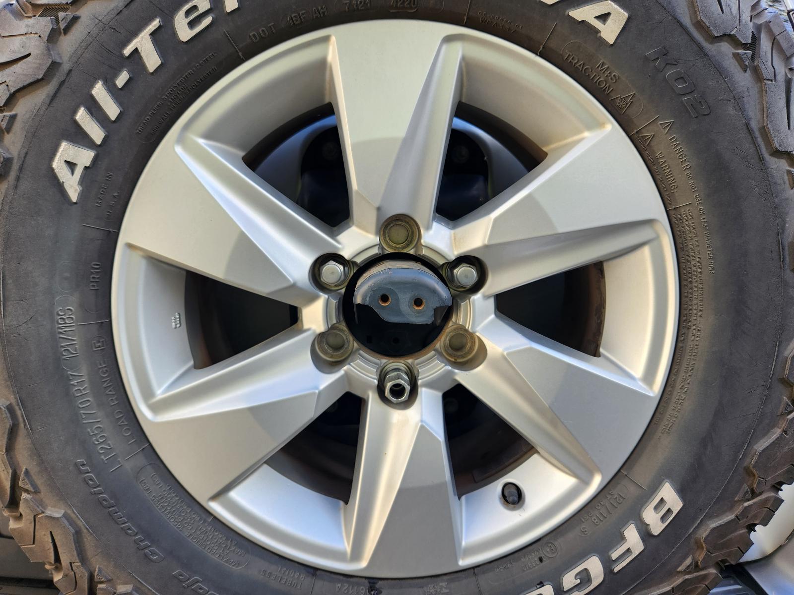 View Toyota Prado 2020  