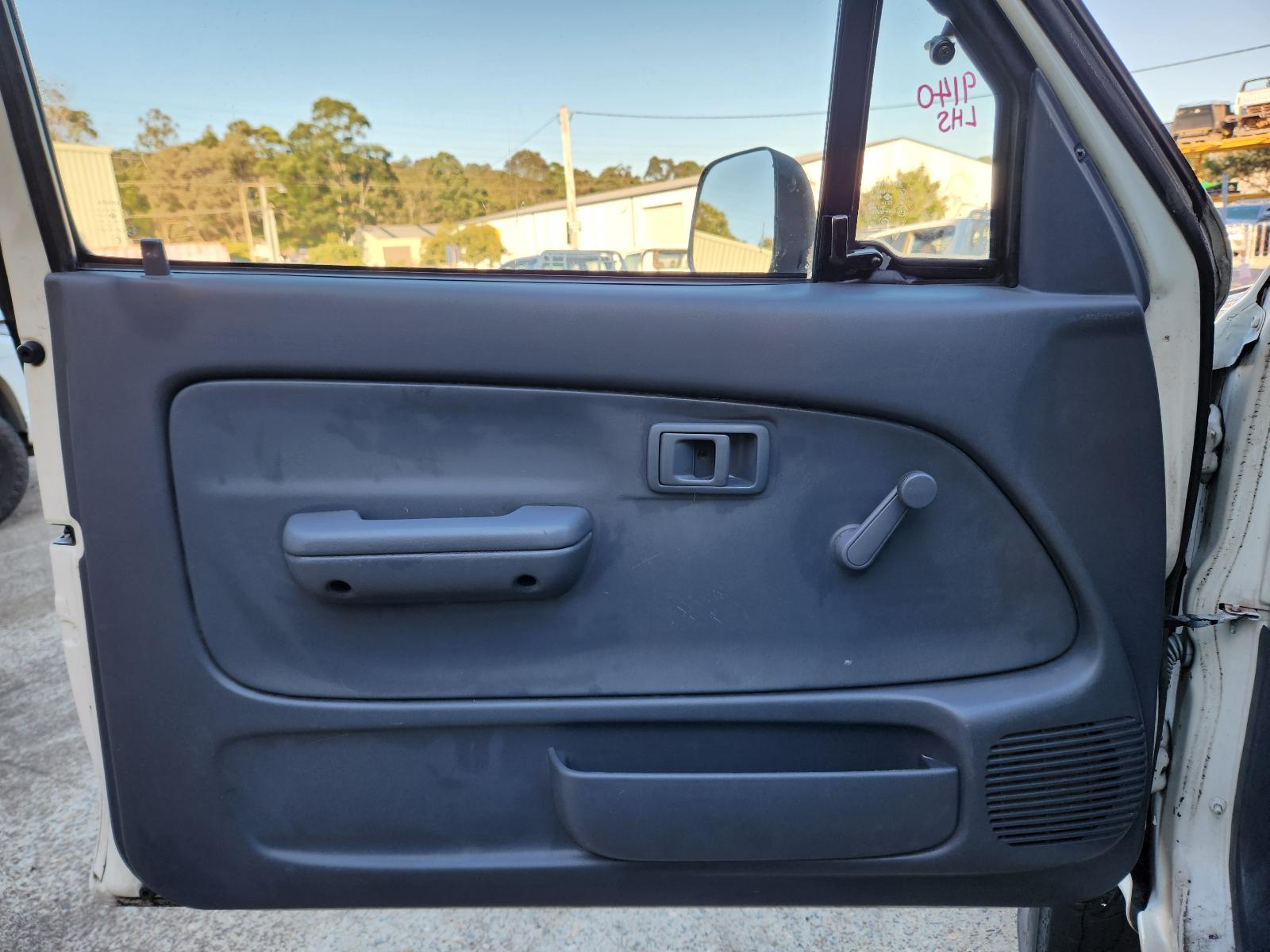 Toyota Hilux 2003 2 Door Utility View Toyota Hilux 2003 2 Door Utility