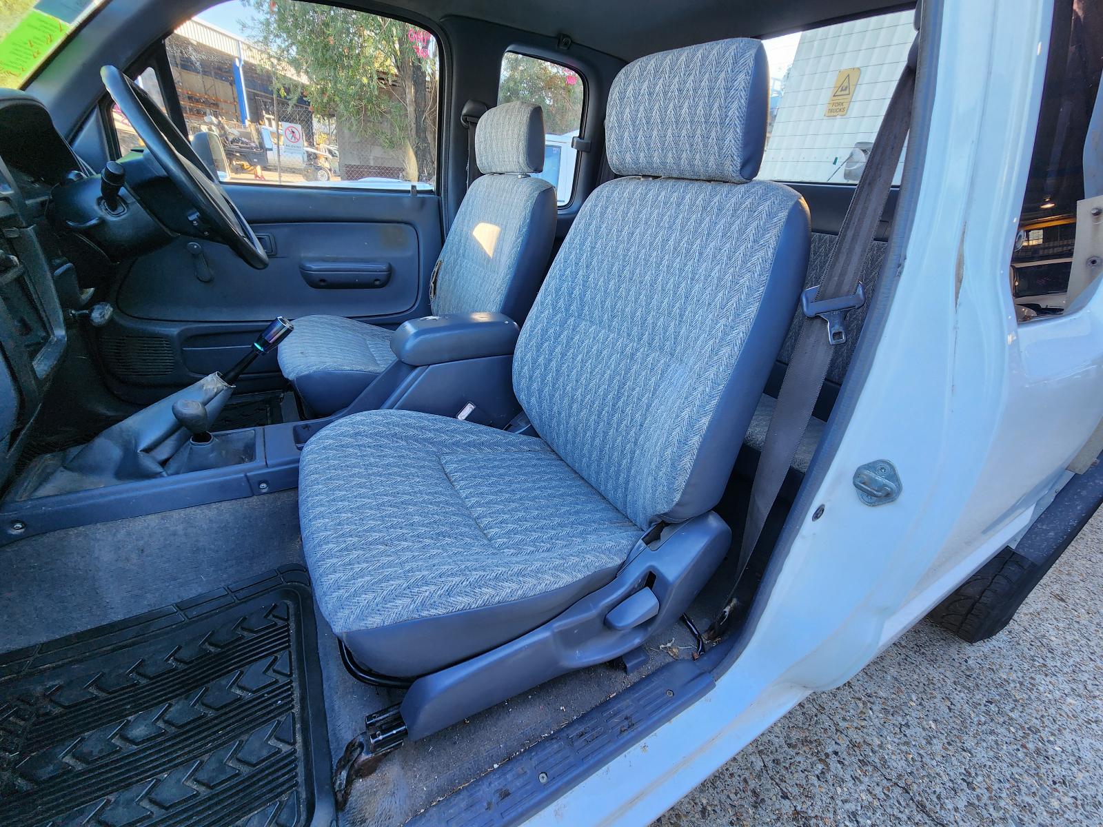 Toyota Hilux 2003 2 Door Utility View Toyota Hilux 2003 2 Door Utility