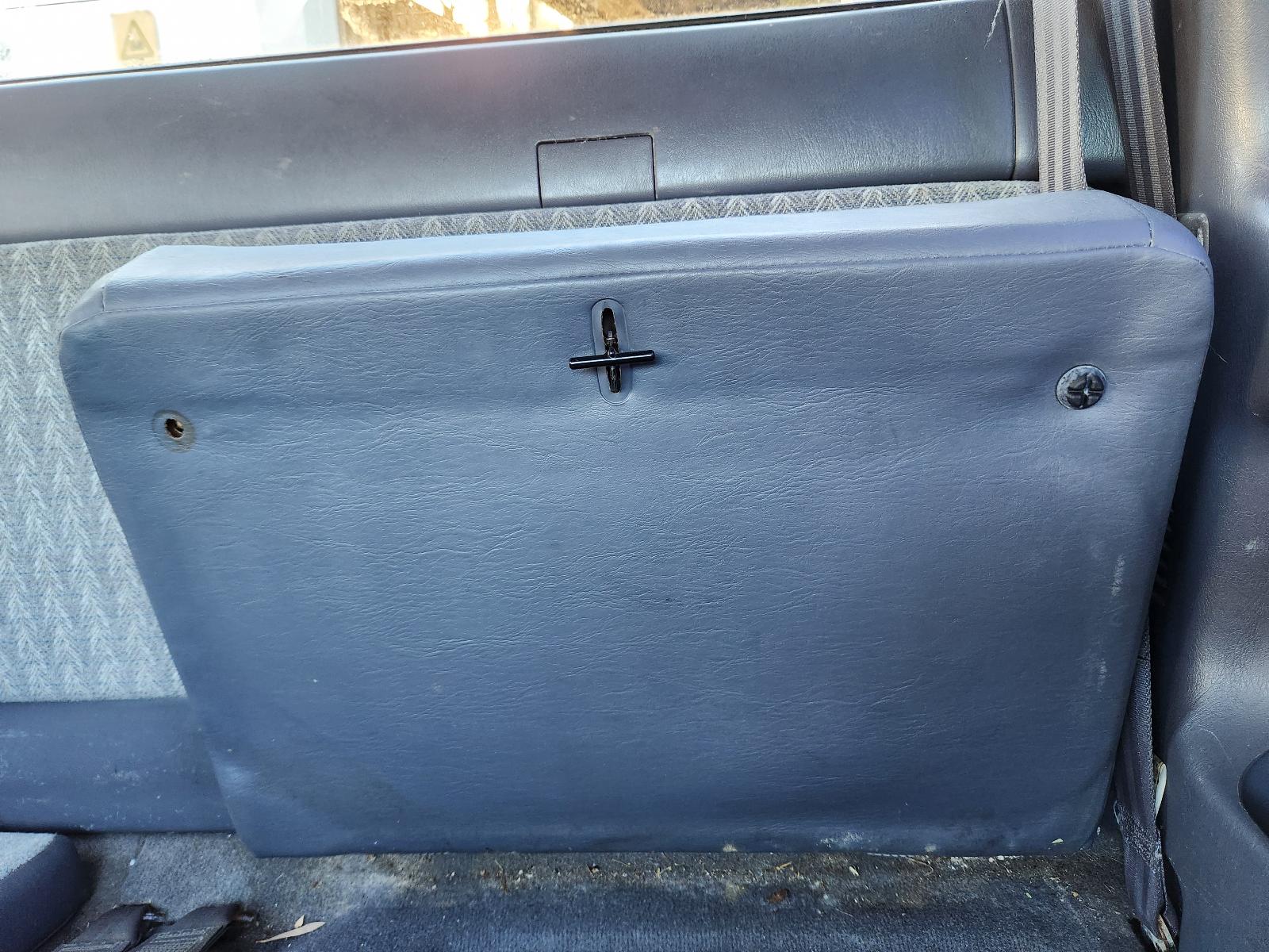 Toyota Hilux 2003 2 Door Utility View Toyota Hilux 2003 2 Door Utility
