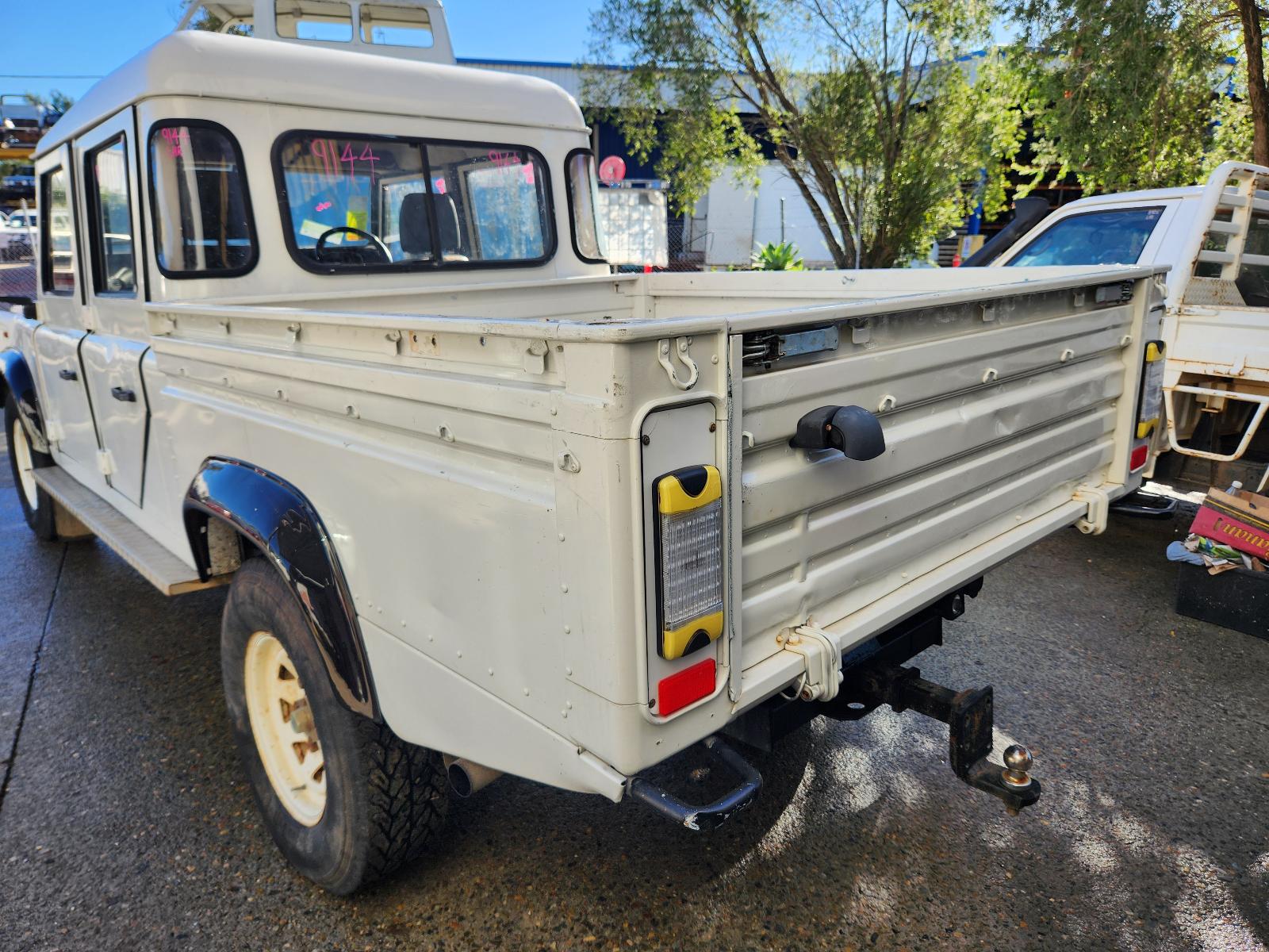 View Land Rover Defender 1995  