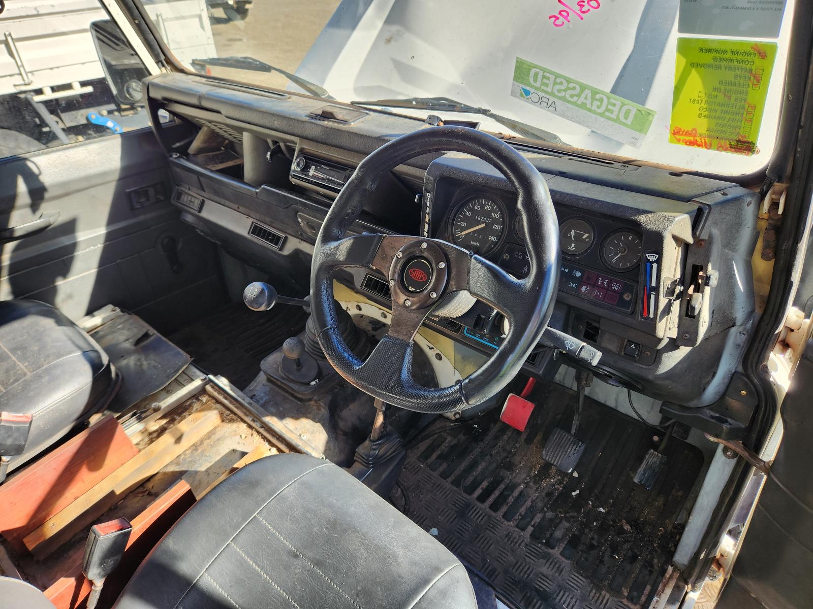 View Land Rover Defender 1995  