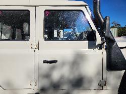 View Land Rover Defender 1995  