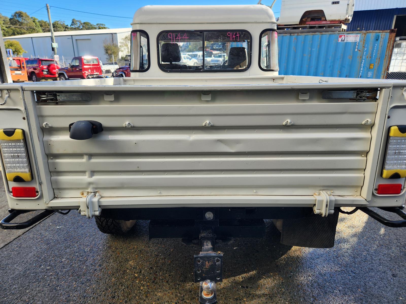 View Land Rover Defender 1995  