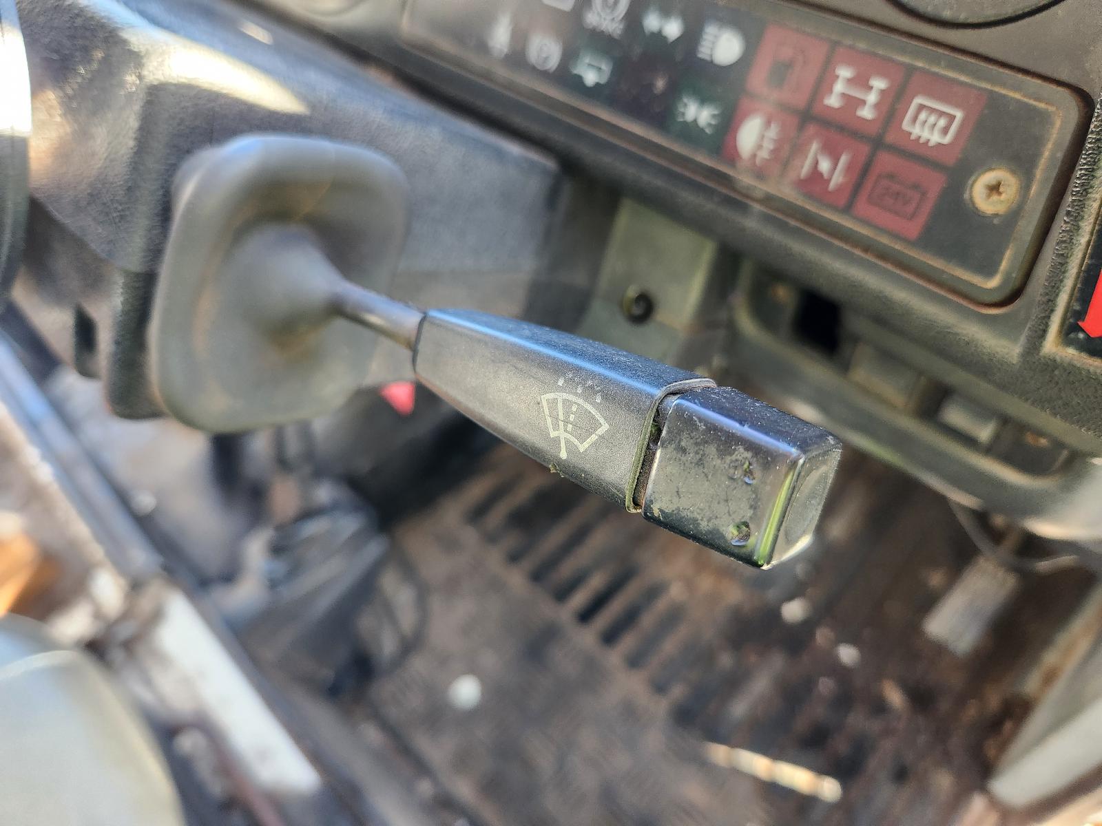 View Land Rover Defender 1995  