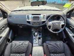 View Toyota Hilux 2014