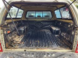 View Toyota Hilux 2014