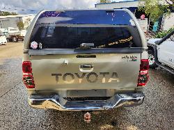 View Toyota Hilux 2014