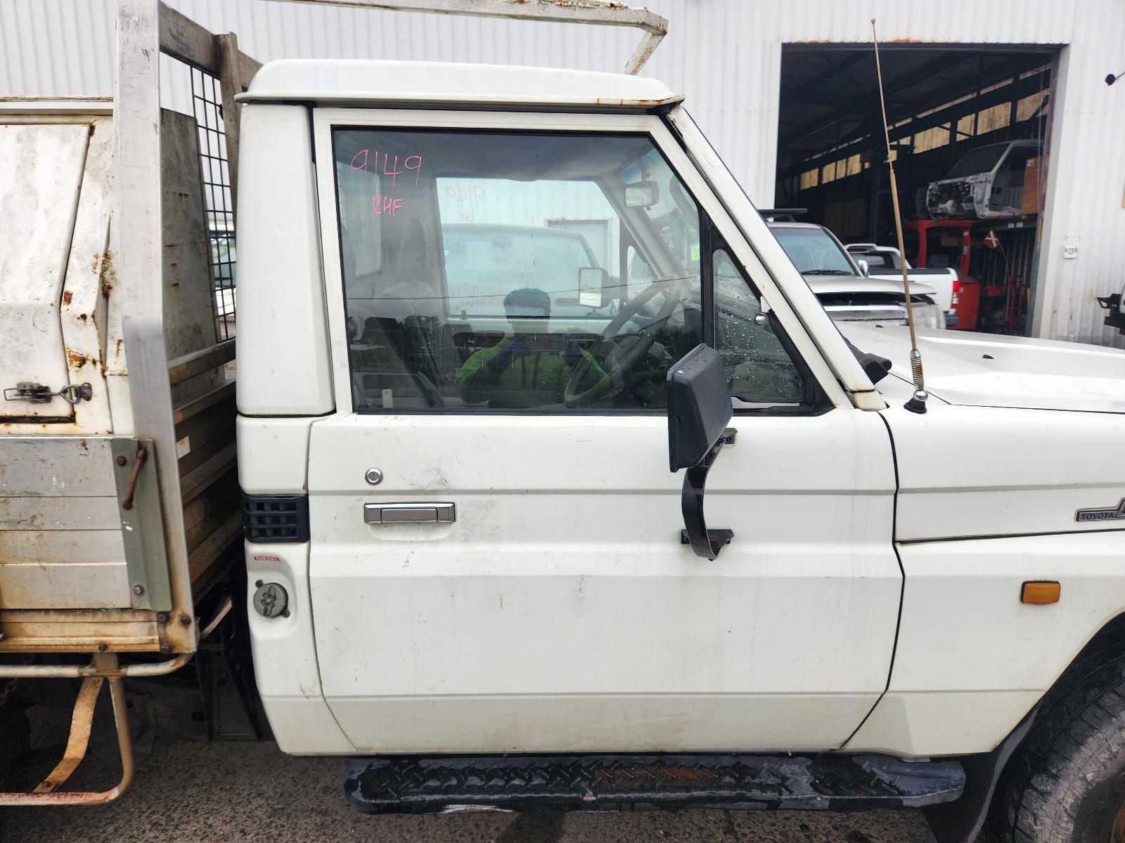 View Toyota Landcruiser 1997 2 Door Pickup