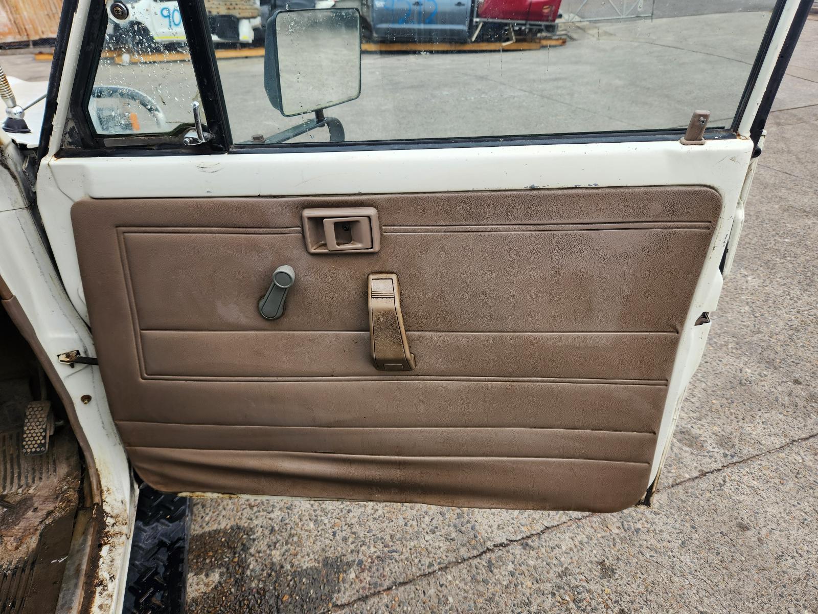 View Toyota Landcruiser 1997 2 Door Pickup