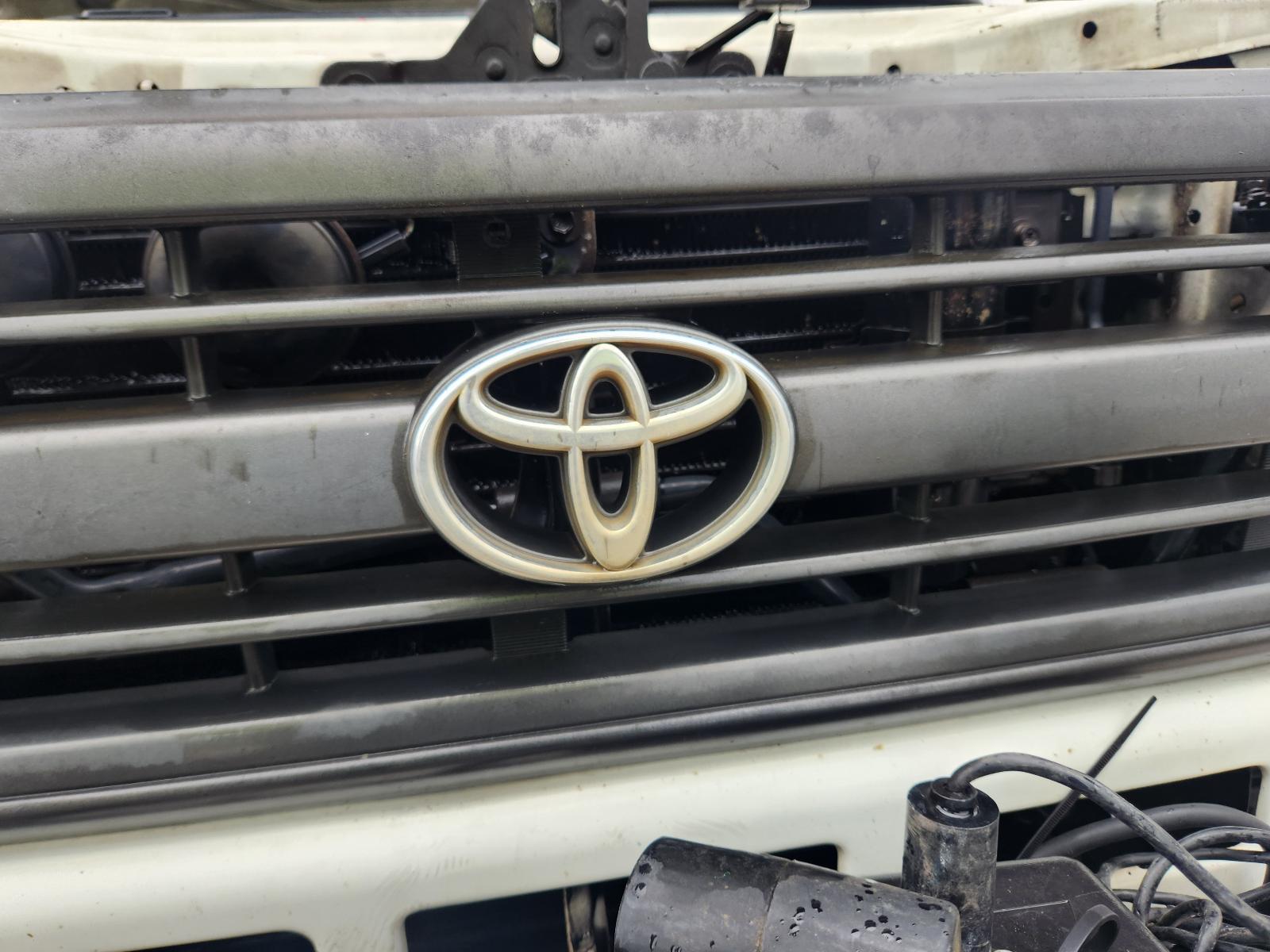 View Toyota Landcruiser 1997 2 Door Pickup