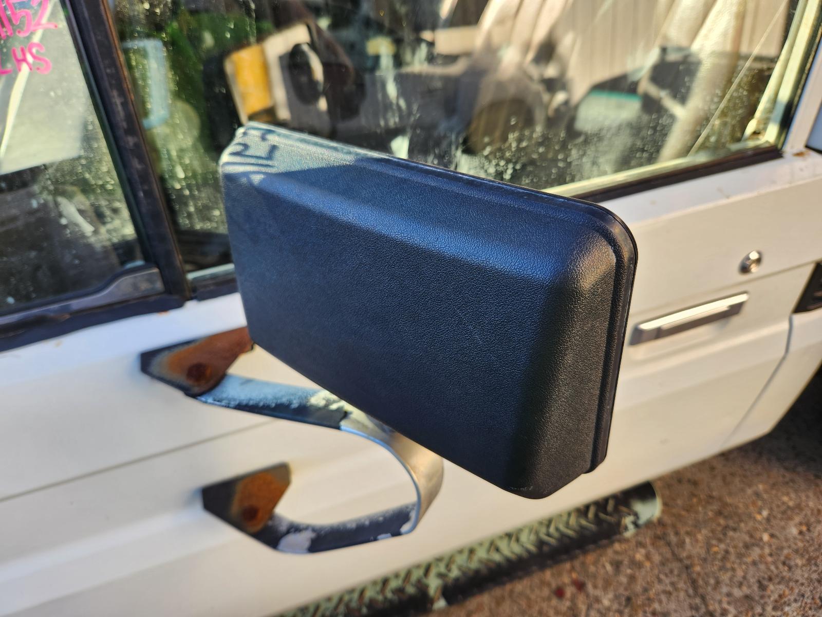 View Toyota Landcruiser 1993 2 Door Pickup