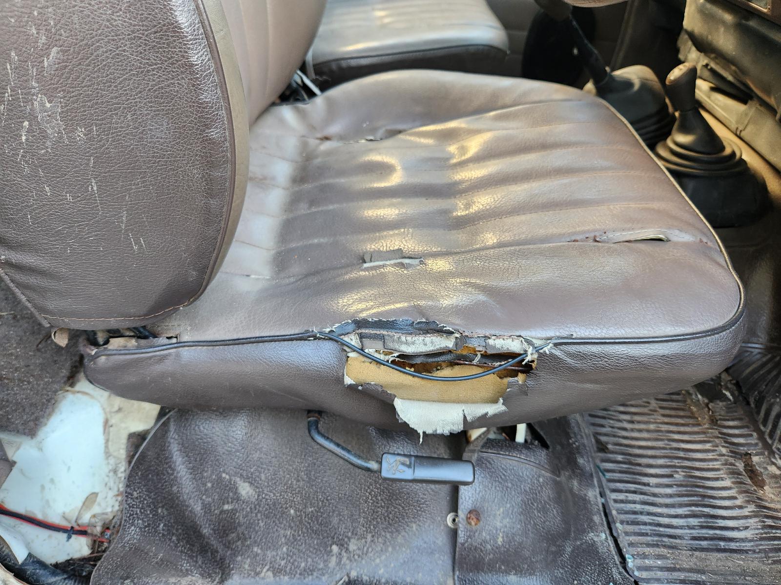 View Toyota Landcruiser 1993 2 Door Pickup