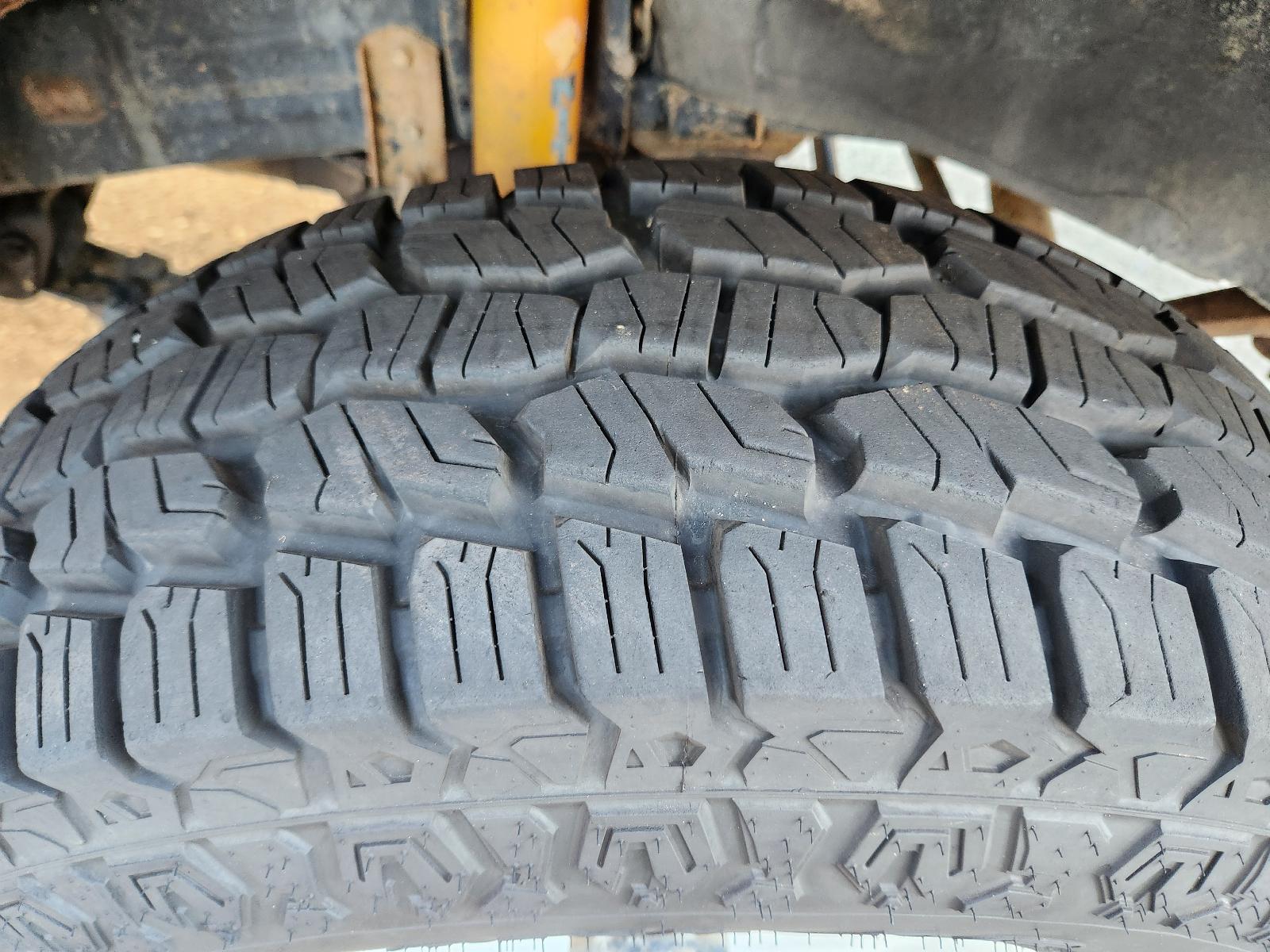 View Toyota Landcruiser 1993 2 Door Pickup