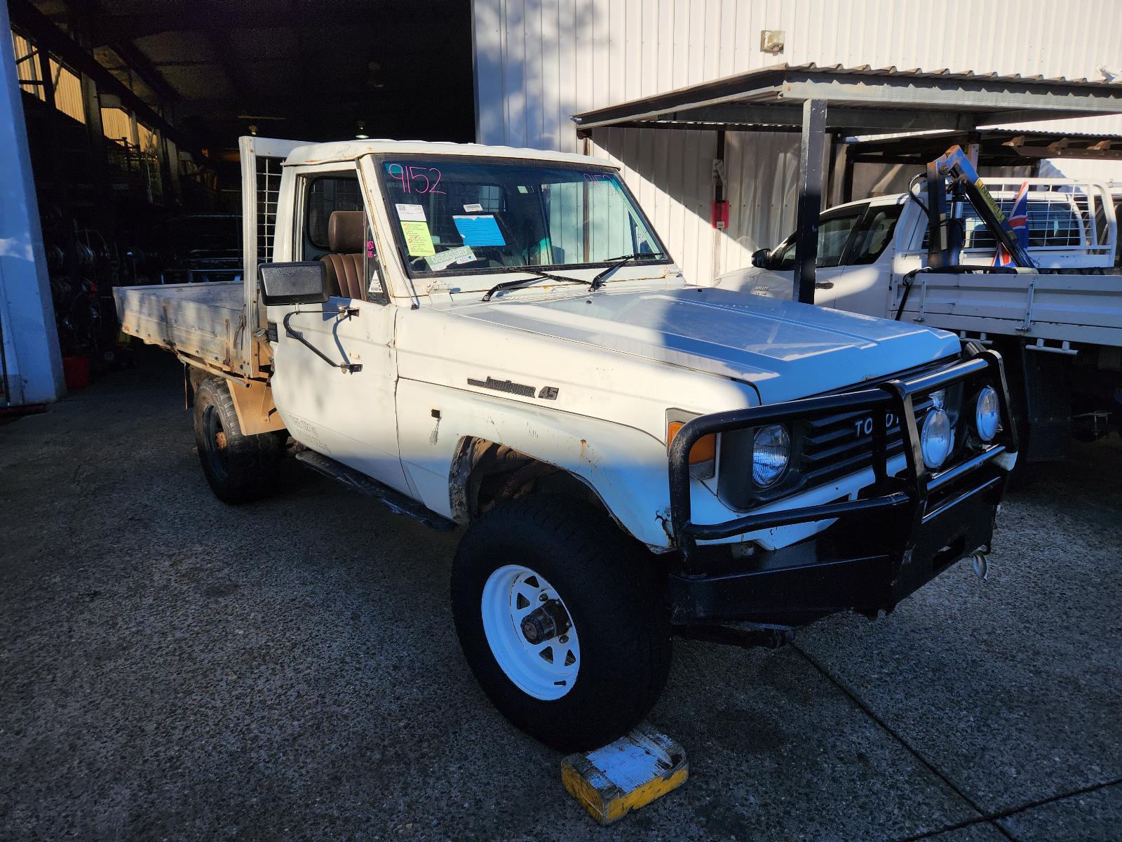 View Toyota Landcruiser 1993 2 Door Pickup