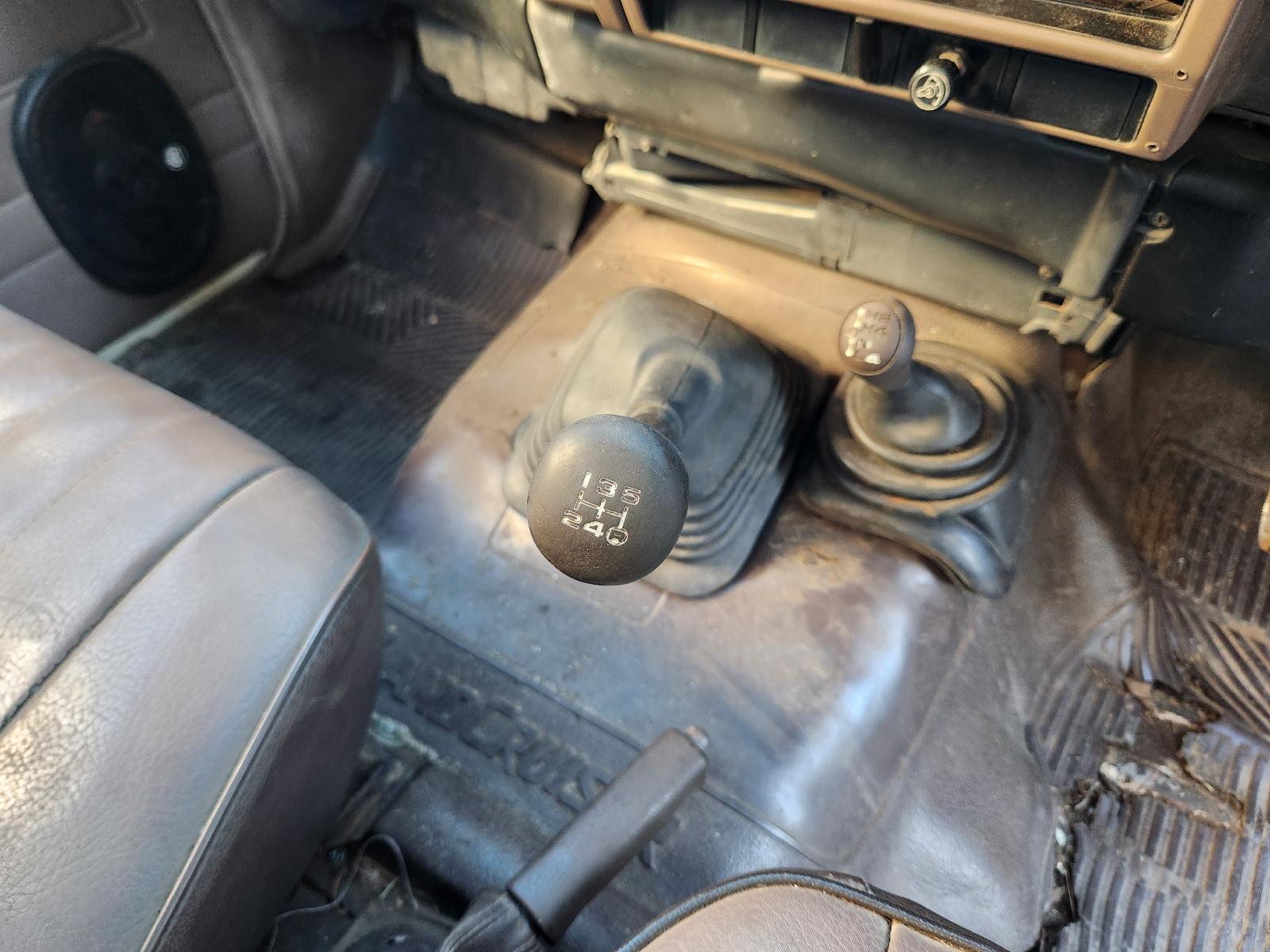 View Toyota Landcruiser 1993 2 Door Pickup