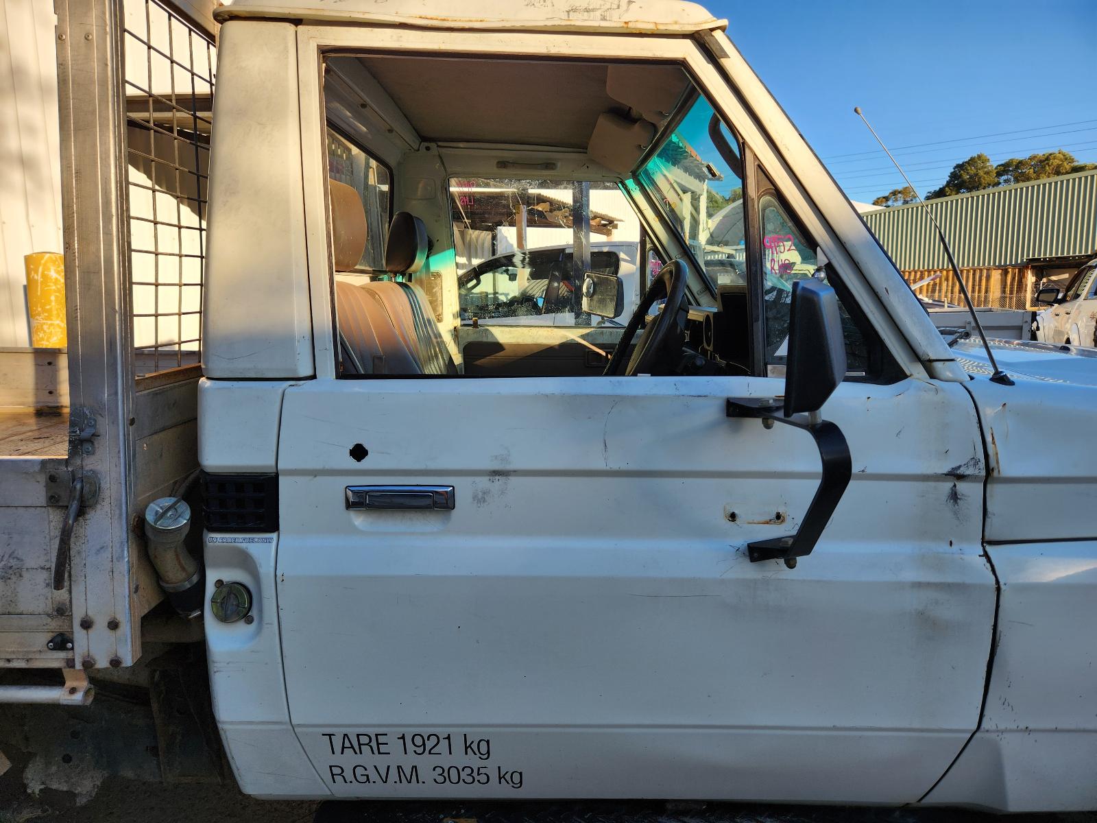 View Toyota Landcruiser 1993 2 Door Pickup
