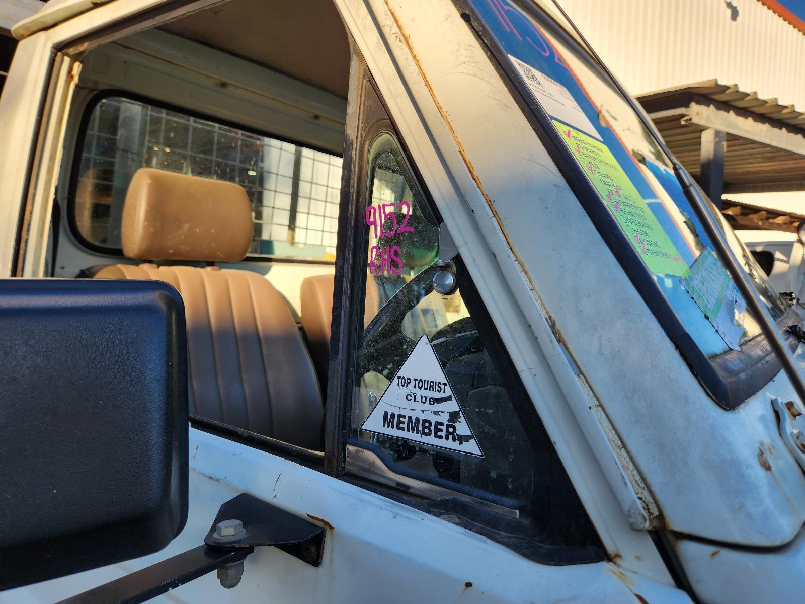 View Toyota Landcruiser 1993 2 Door Pickup