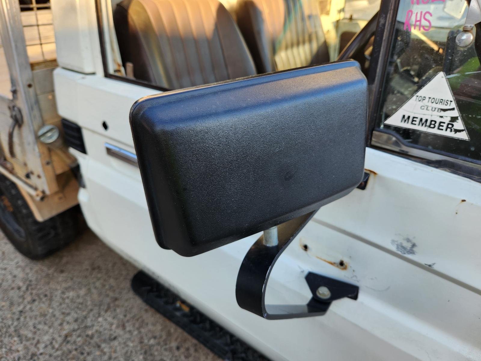 View Toyota Landcruiser 1993 2 Door Pickup