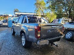 View Isuzu Dmax 2020
