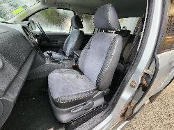 View Volkswagen Amarok 2014  