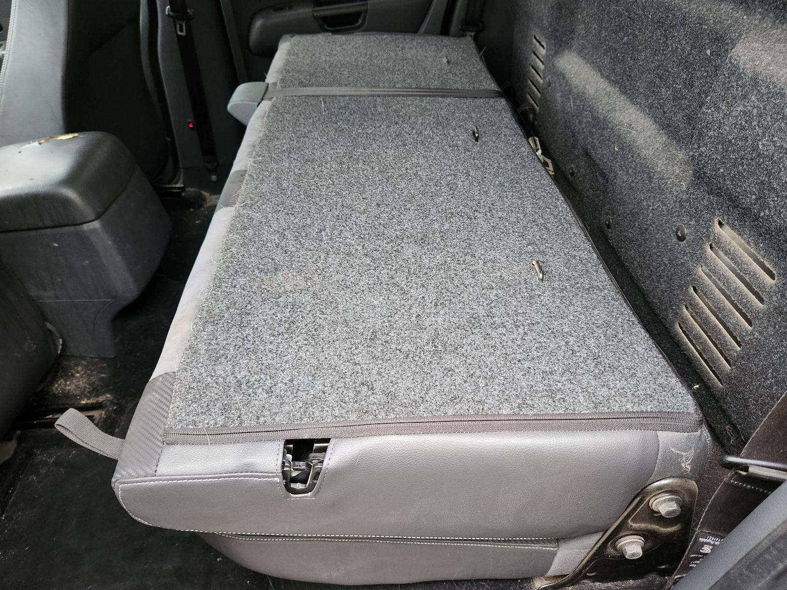 View Volkswagen Amarok 2014  