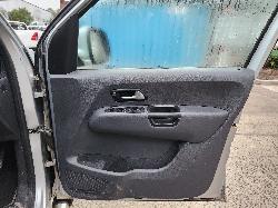 View Volkswagen Amarok 2014  