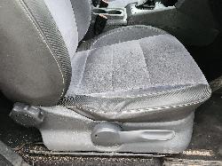 View Volkswagen Amarok 2014  