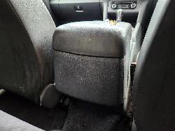 View Volkswagen Amarok 2014  