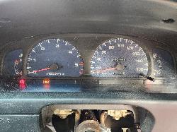 View Toyota Hilux 2000