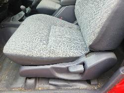 View Toyota Hilux 2000