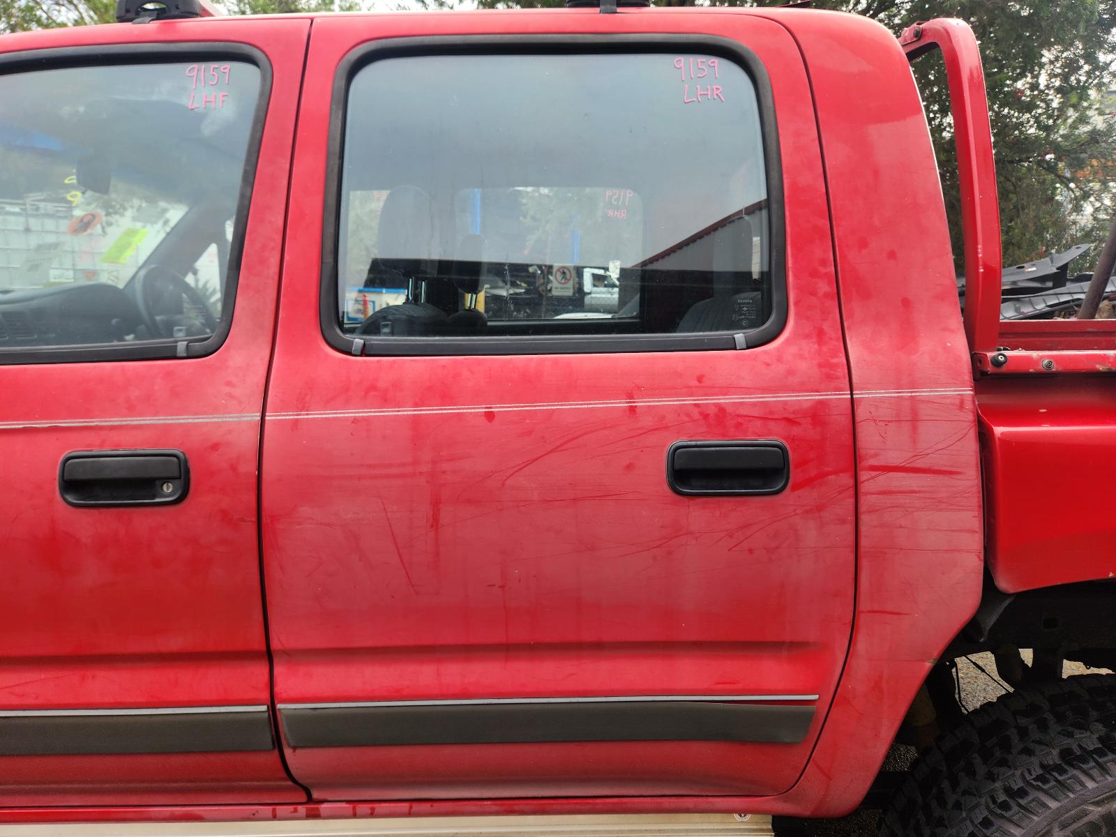 Toyota Hilux 2000 View Toyota Hilux 2000