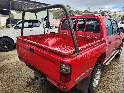 View Toyota Hilux 2000