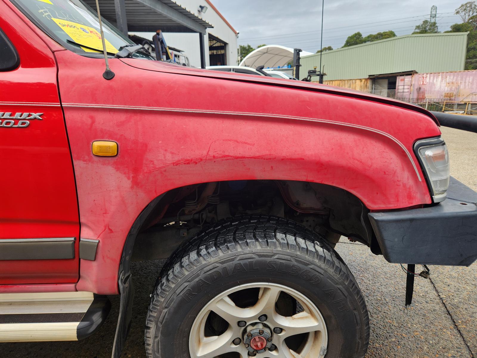 Toyota Hilux 2000 View Toyota Hilux 2000